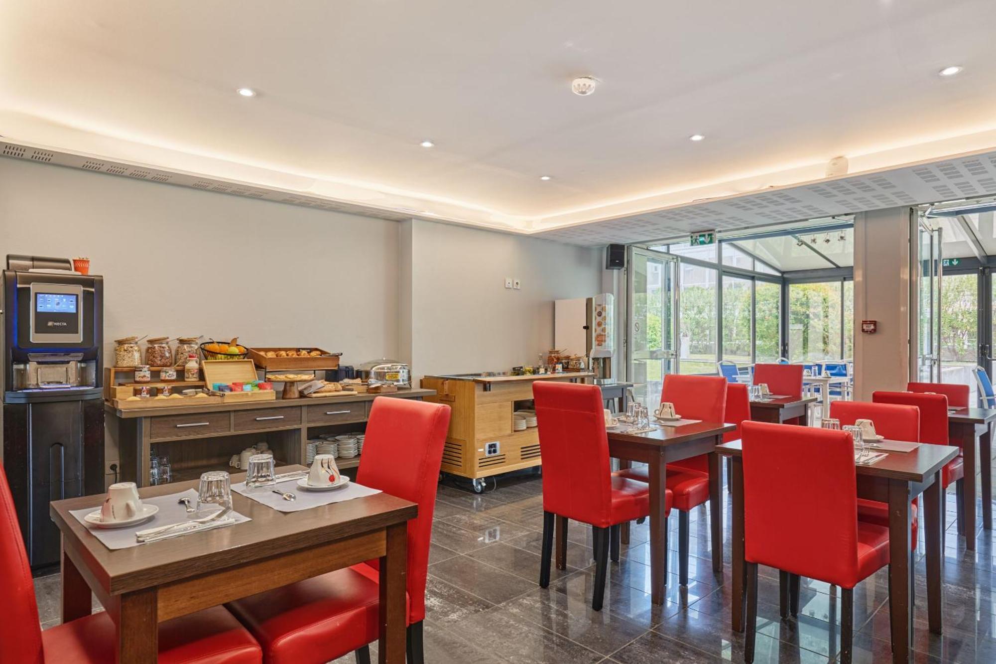 Appart Hotel Odalys City Aix En Provence Le Clos De La Chartreuse Экс-ан-Прованс Экстерьер фото