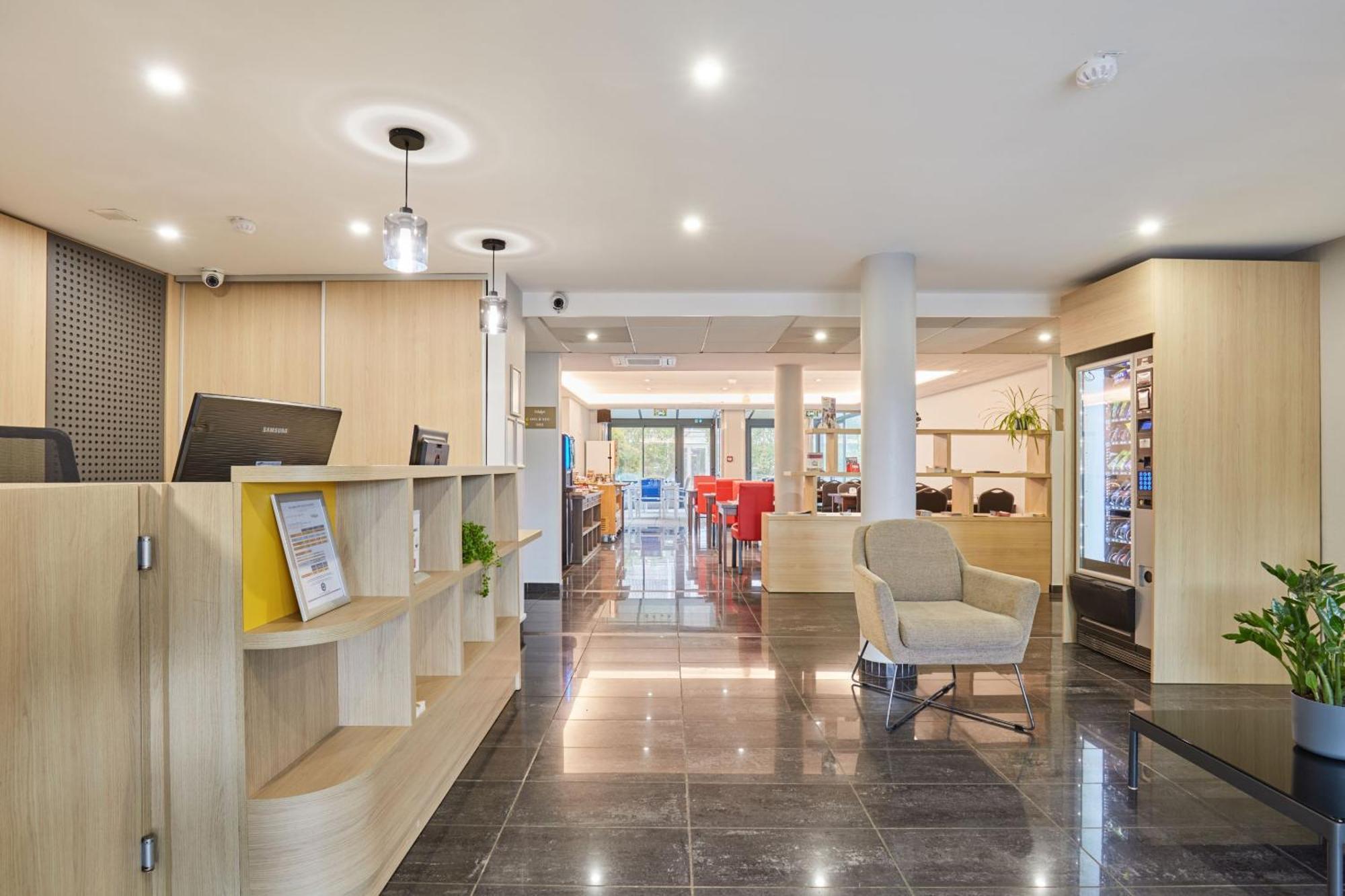 Appart Hotel Odalys City Aix En Provence Le Clos De La Chartreuse Экс-ан-Прованс Экстерьер фото