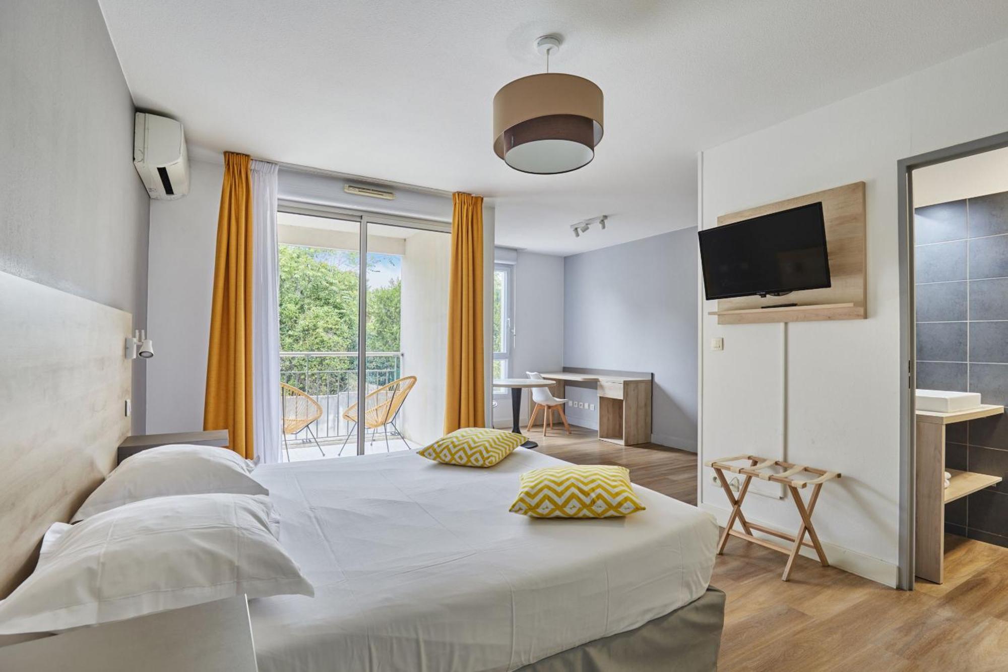 Appart Hotel Odalys City Aix En Provence Le Clos De La Chartreuse Экс-ан-Прованс Экстерьер фото