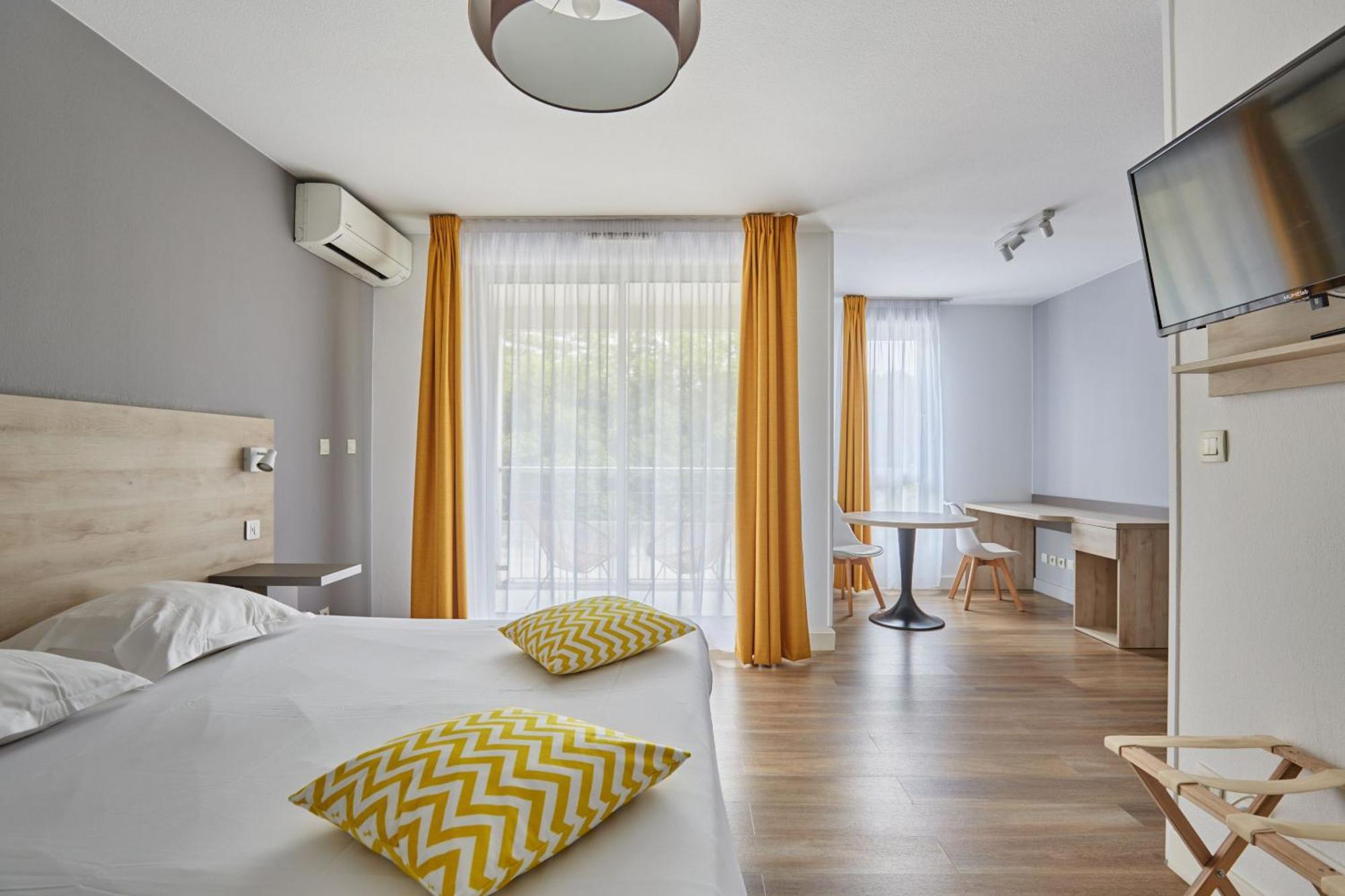 Appart Hotel Odalys City Aix En Provence Le Clos De La Chartreuse Экс-ан-Прованс Экстерьер фото
