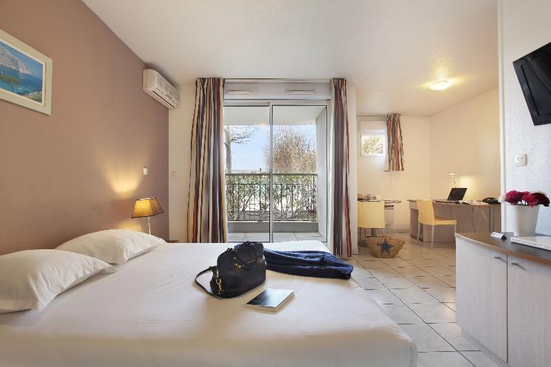 Appart Hotel Odalys City Aix En Provence Le Clos De La Chartreuse Экс-ан-Прованс Экстерьер фото